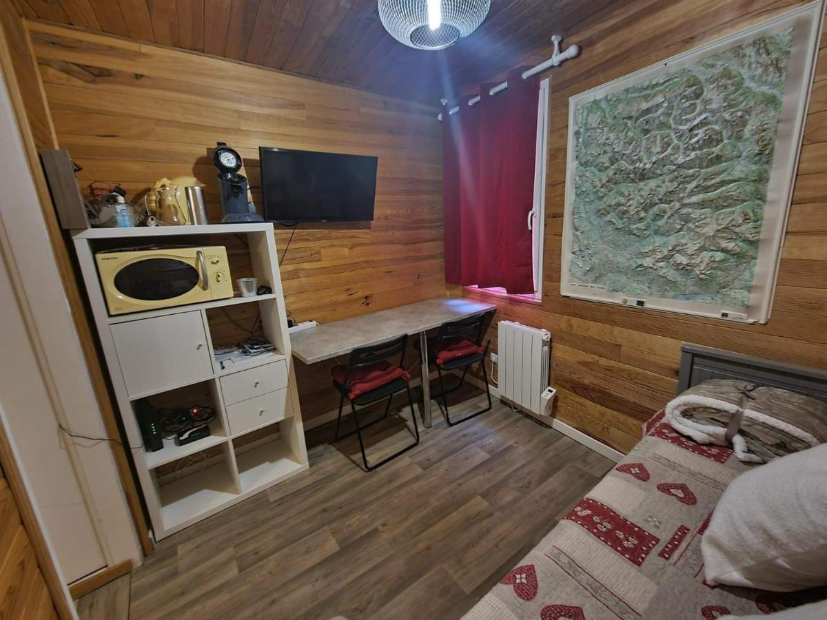Chez Gaspard Le Montagnard Лес дьо Алпс Екстериор снимка