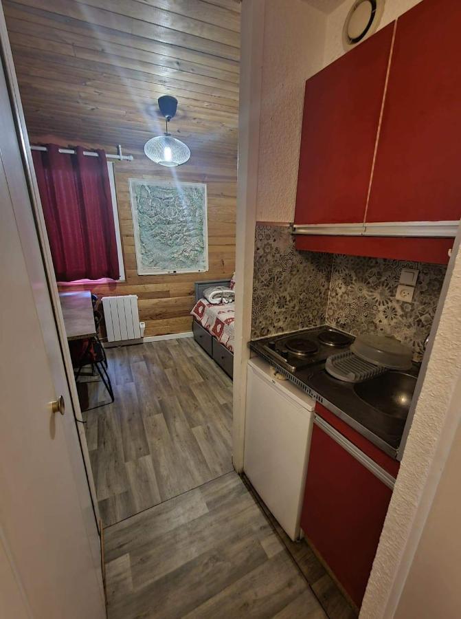 Chez Gaspard Le Montagnard Лес дьо Алпс Екстериор снимка
